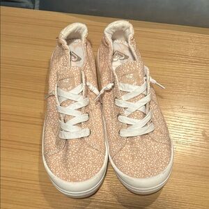 NWOT Roxy surf women’s shoes size 11 brand new